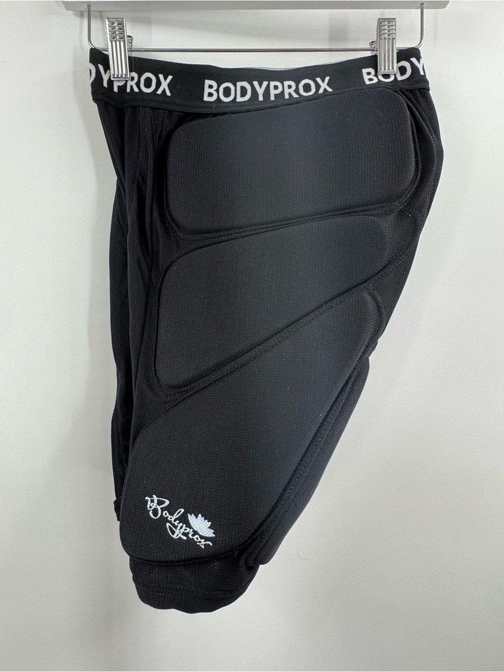 BODYPROX Protective Padded Shorts Medium Black Snowboard Ski Skate Hip Tailbone